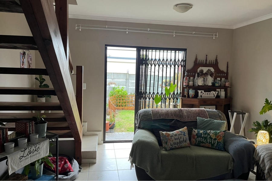 To Let 2 Bedroom Property for Rent in Brackenfell South Western Cape
